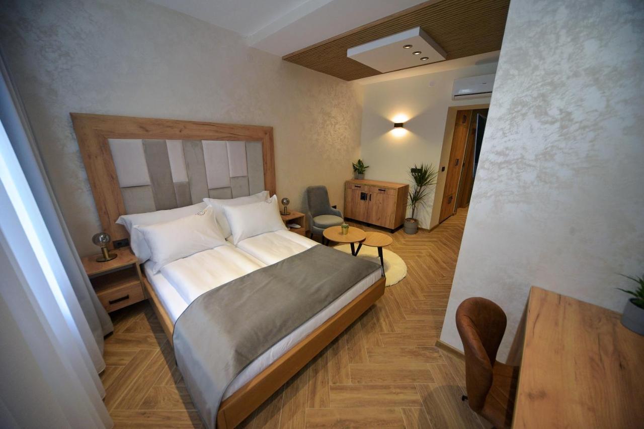 Corso Rooms City Centre Novi Sad Exteriér fotografie